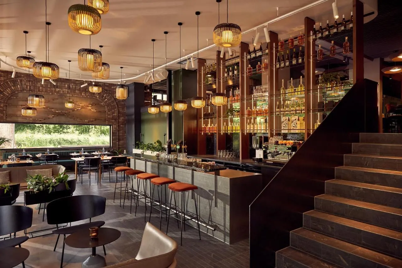 Met Hotel Amsterdam 4*,